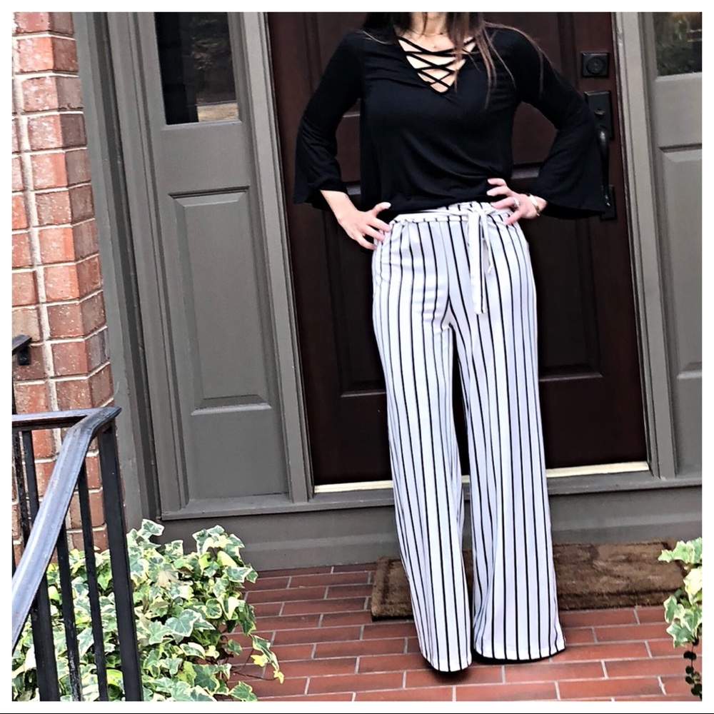 ✨LAST ONE✨ striped palazzo belted pants - Picture 6 of 8